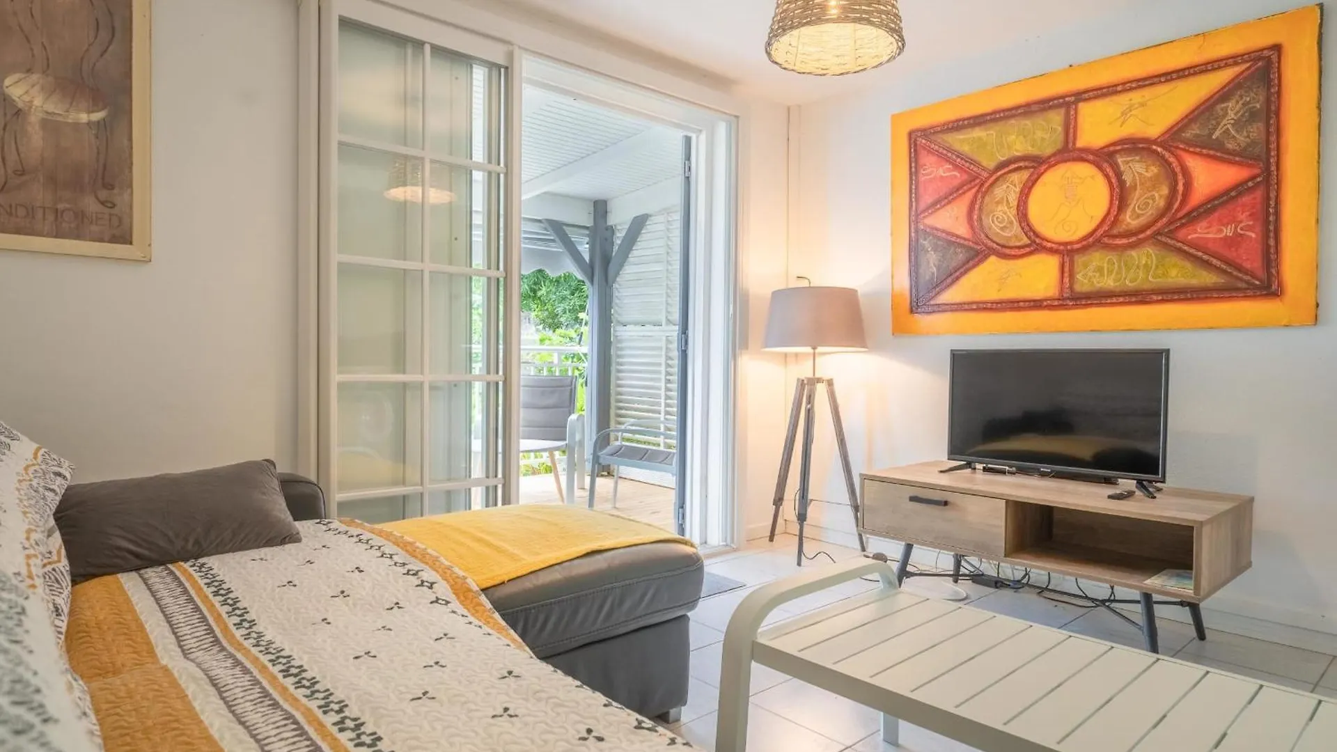 Appartement Iris Sainte-Anne Apartman